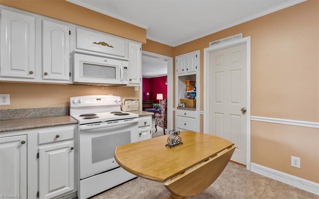 5509 Yanceyville Road, Browns Summit, North Carolina image 14