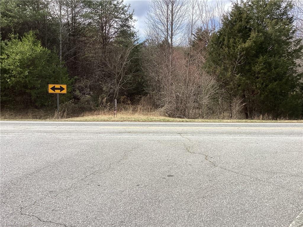 1562 Bethel Church Road, Yadkinville, North Carolina image 3