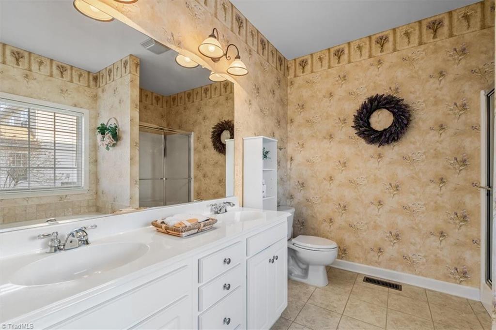 3225 Knoll Ridge Drive, Walkertown, North Carolina image 18