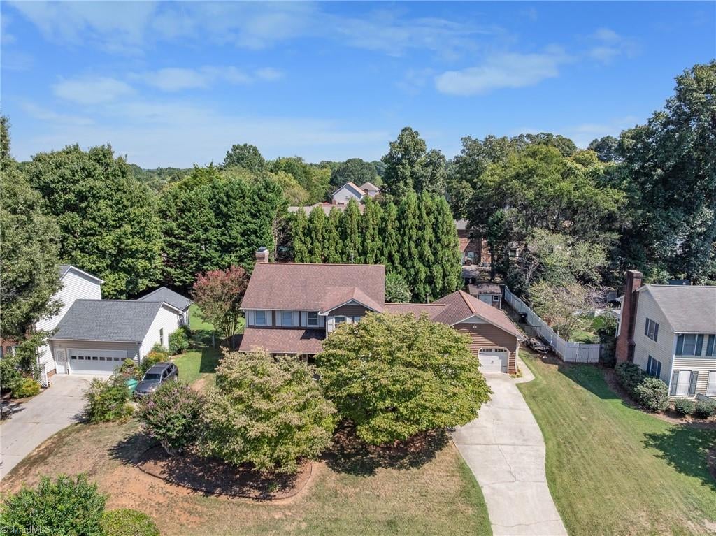 Photo of 3804 Oak Forest Drive, High Point, NC 27265 (MLS # 1236558)