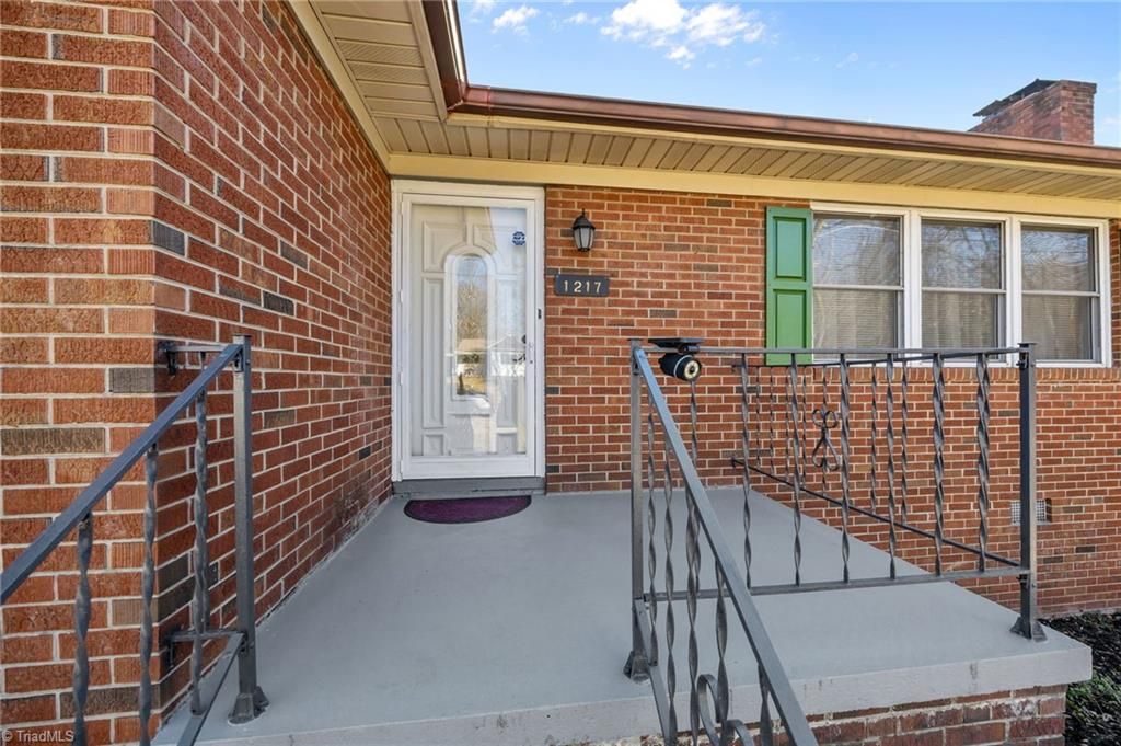 Photo of 1217 Border Street, Burlington, NC 27217 (MLS # 1204417)