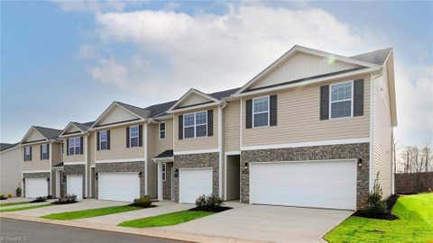 Townhouse For Sale - 1106 Broholmer Lane<br/> Greensboro, NC 27405