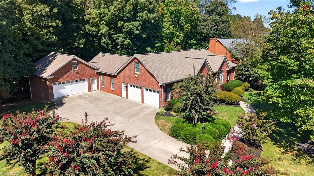 Photo of 142 Croyden Drive, Kernersville, NC 27284 (MLS # 1238443)