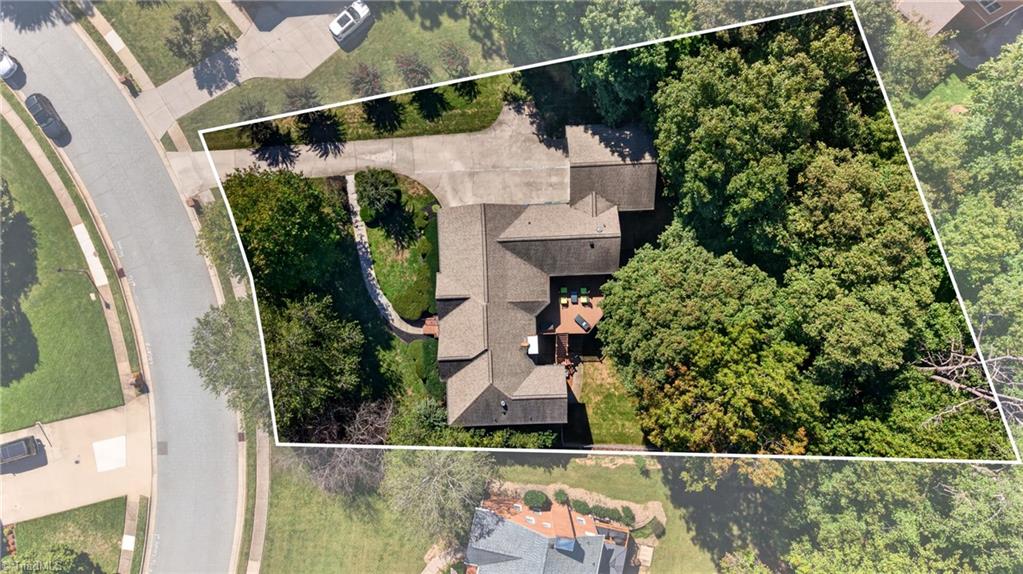 142 Croyden Drive