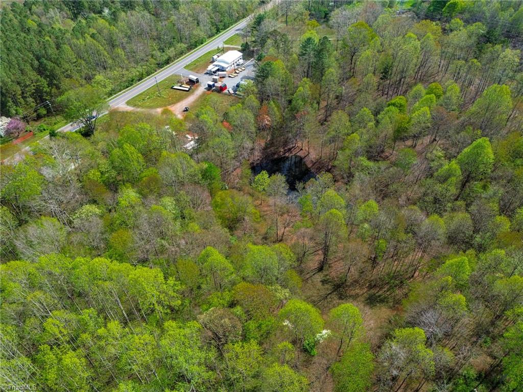 1636 Fred Hinshaw Road, Yadkinville, North Carolina image 3