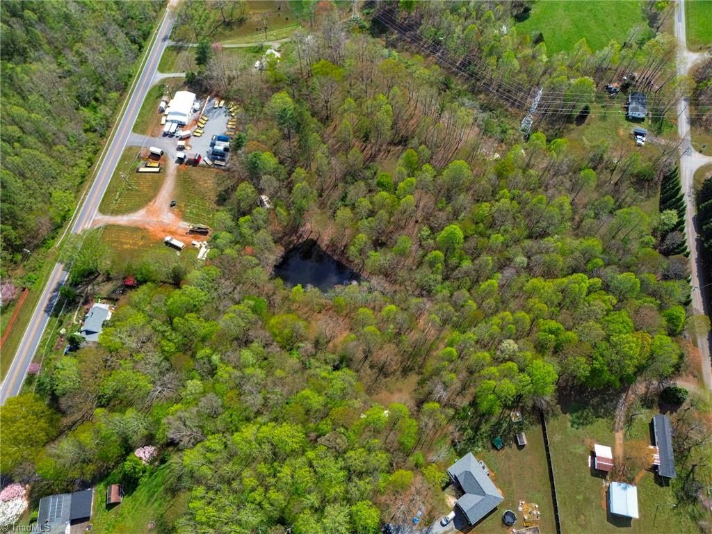 1636 Fred Hinshaw Road, Yadkinville, North Carolina image 16