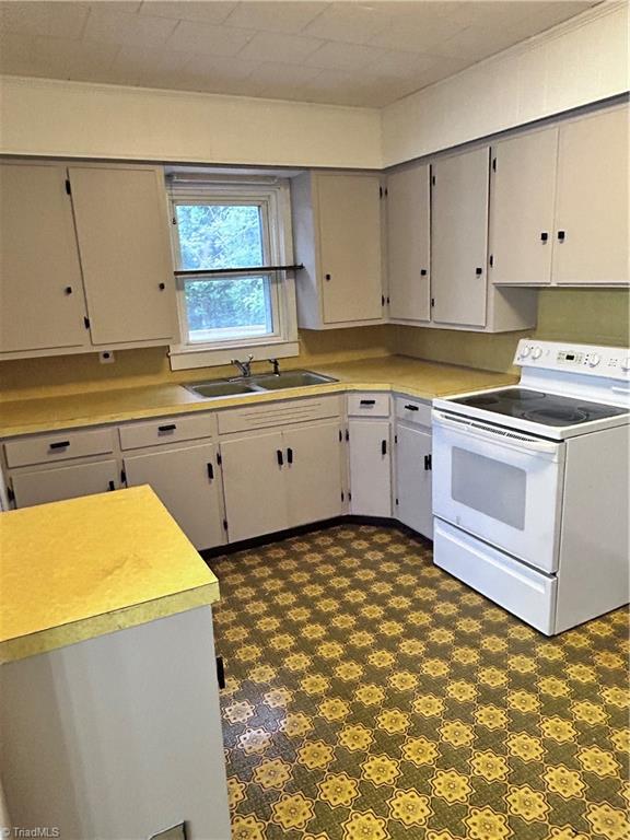 294 Blue Ridge Avenue, Elkin, North Carolina image 12