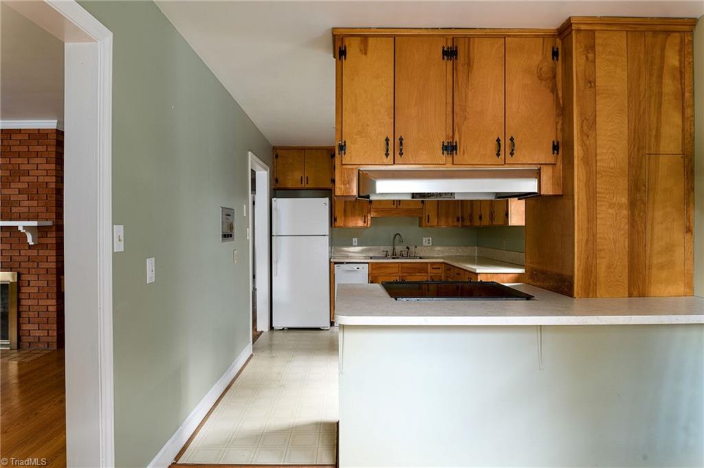 2813 Roland Road, Greensboro, North Carolina image 6