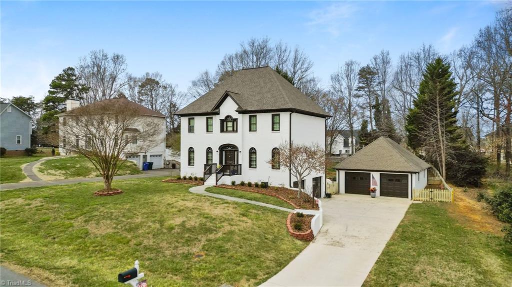 7049 Orchard Path Drive, Clemmons, North Carolina image 2