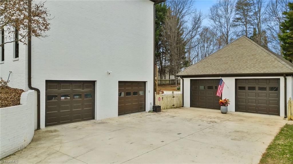7049 Orchard Path Drive, Clemmons, North Carolina image 3