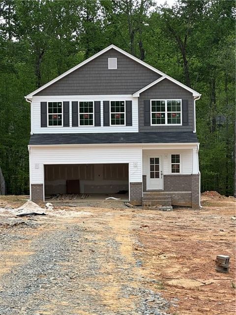 Homes For Sale - 6412 Gardenview Road #47<br/> Pleasant Garden, NC 27313