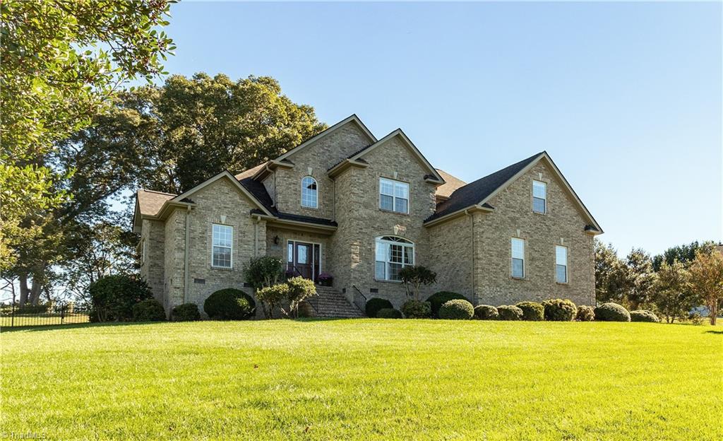 5402 Effieham Street