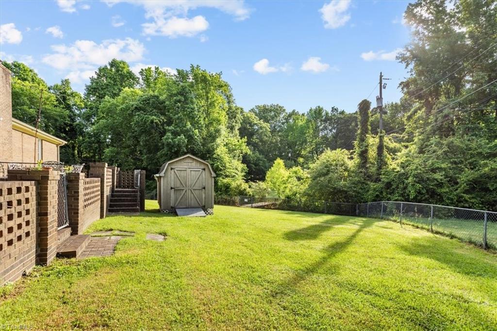 1641 Regency Drive, Burlington, North Carolina image 9