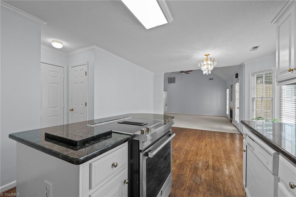 411 Westhampton Drive, Burlington, North Carolina image 13