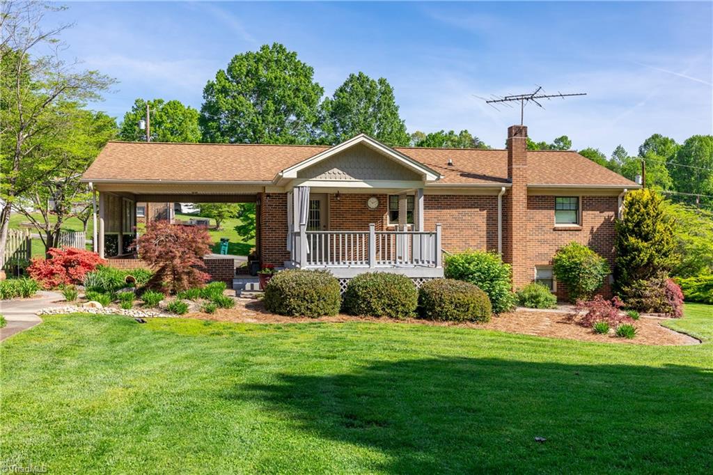 104 East Street, Jonesville, North Carolina image 26