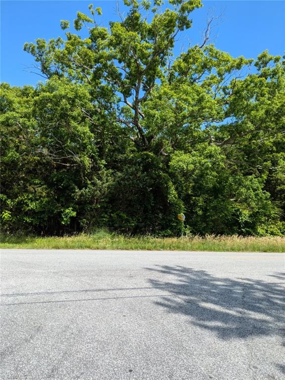 5798 Drake Road, Greensboro, North Carolina image 1