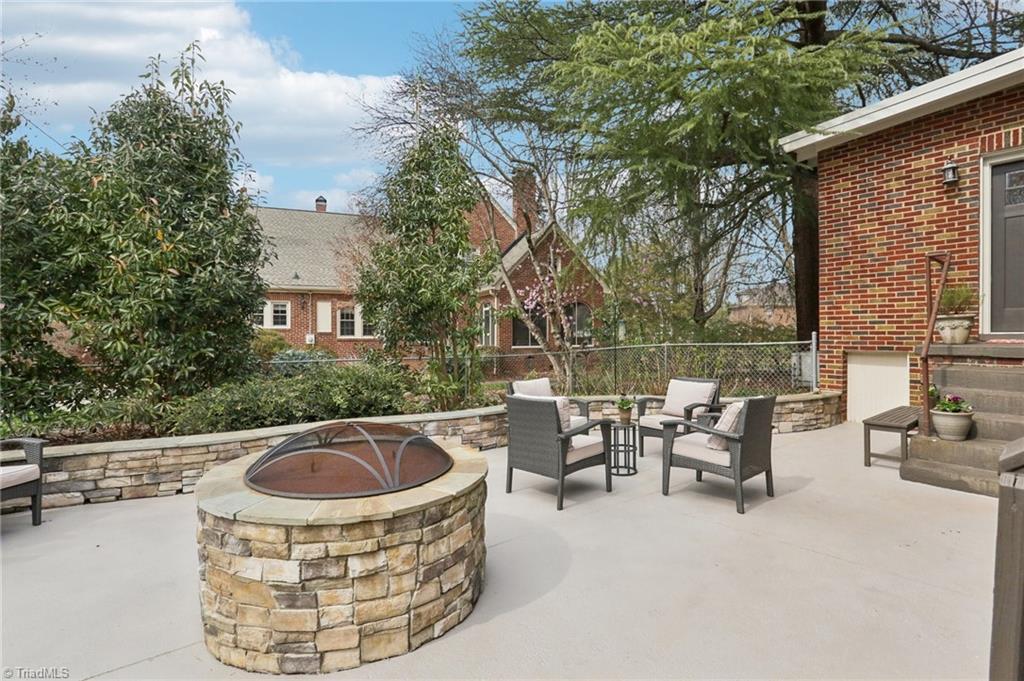 411 Circle Drive, Burlington, North Carolina image 34