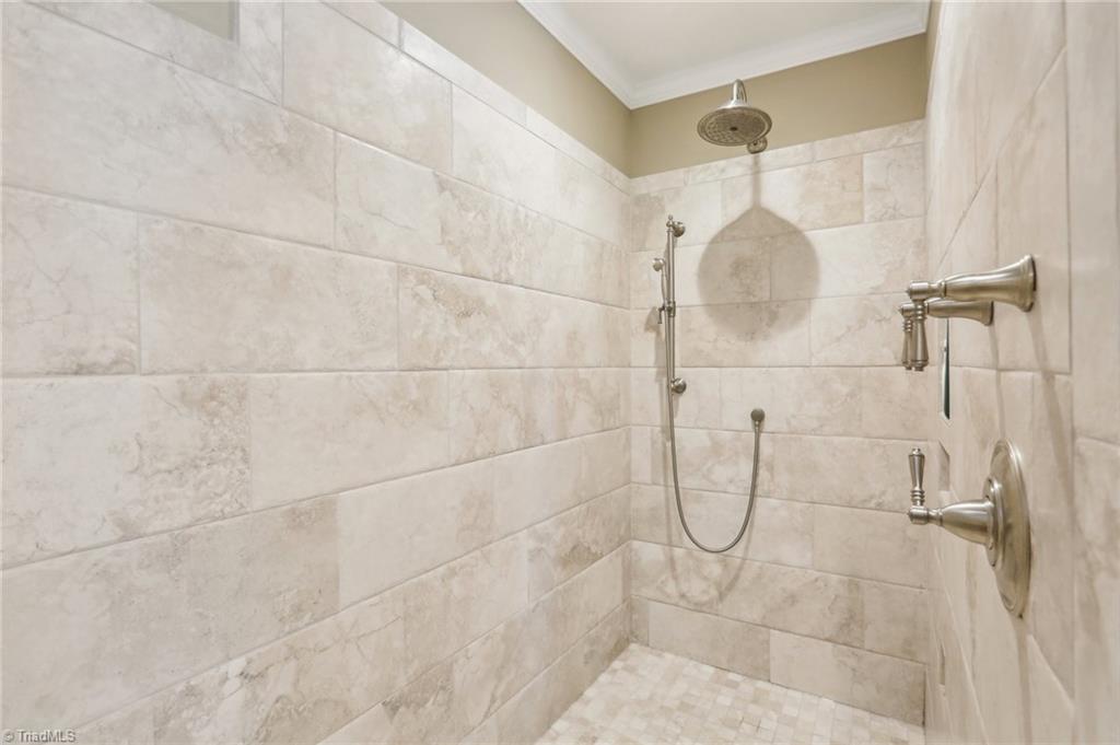 411 Circle Drive, Burlington, North Carolina image 27