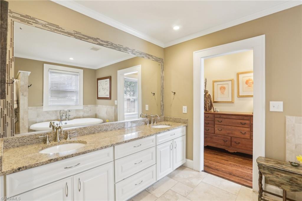 411 Circle Drive, Burlington, North Carolina image 28