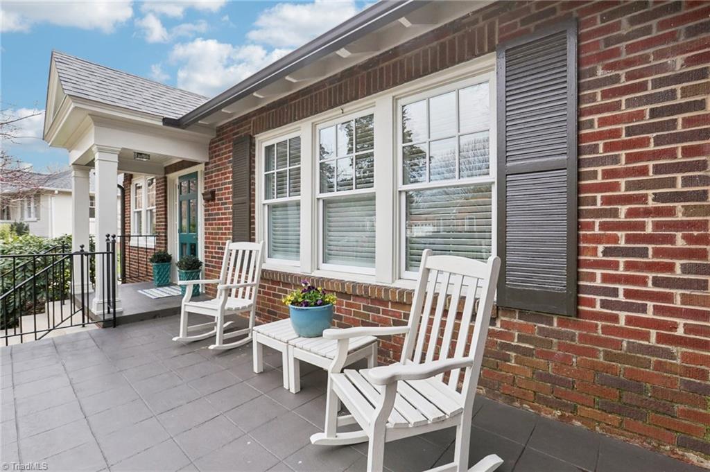 411 Circle Drive, Burlington, North Carolina image 2