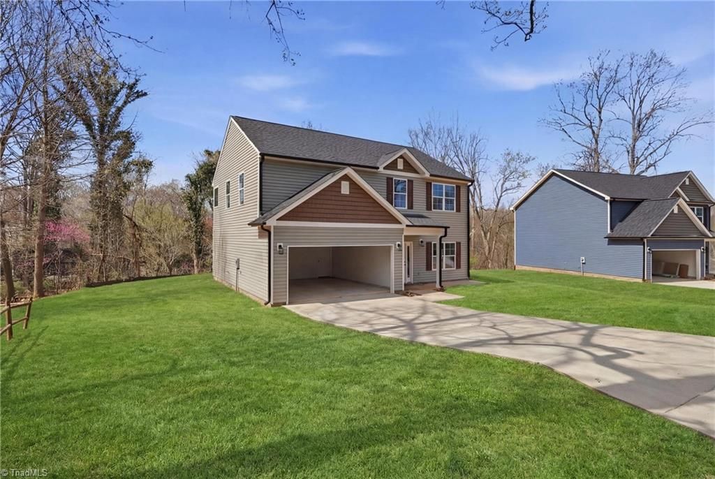 Photo of 529 Dogwood Circle, High Point, NC 27260 (MLS # 1213078)