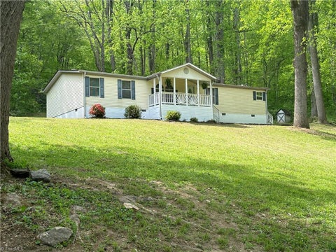 Homes For Sale - 3199 Kibler Valley Road<br/> Ararat, VA 24053