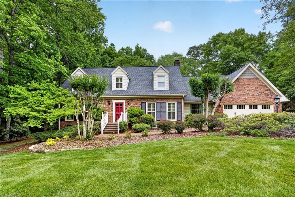 Photo of 1319 Heathcliff Court, High Point, NC 27262 (MLS # 1222249)