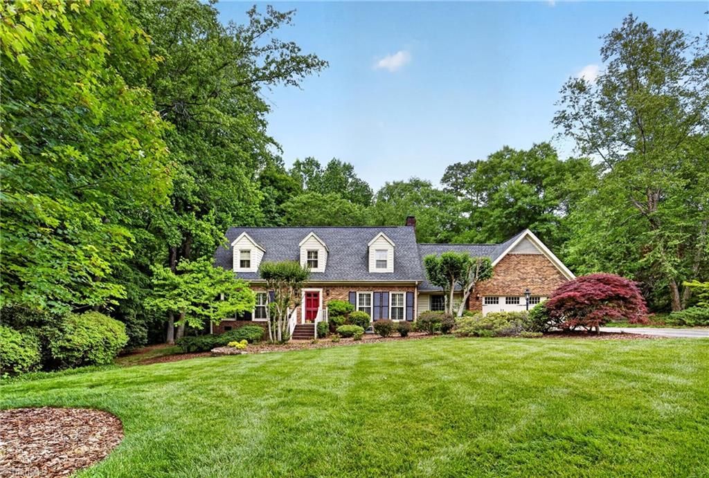 Photo of 1319 Heathcliff Court, High Point, NC 27262 (MLS # 1222249)