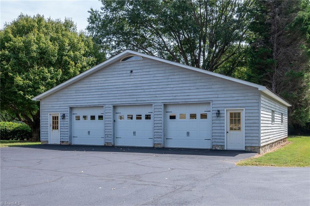 Photo of 691 Salisbury Street, Mocksville, NC 27028 (MLS # 1236125)