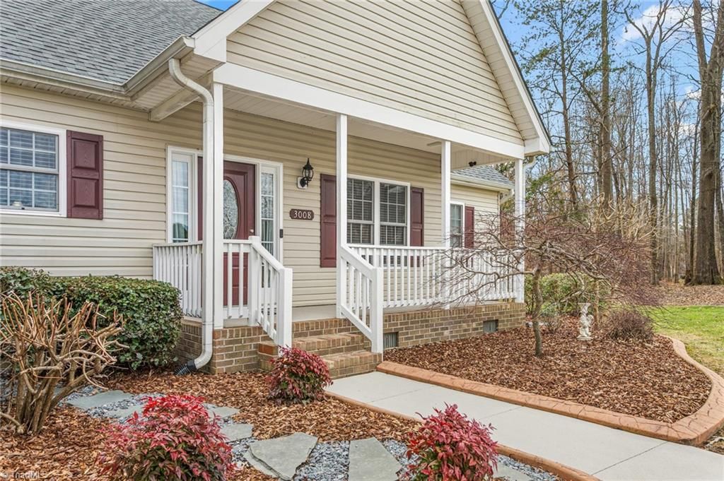 Photo of 3008 Reese Pond Court, Browns Summit, NC 27214 (MLS # 1207652)
