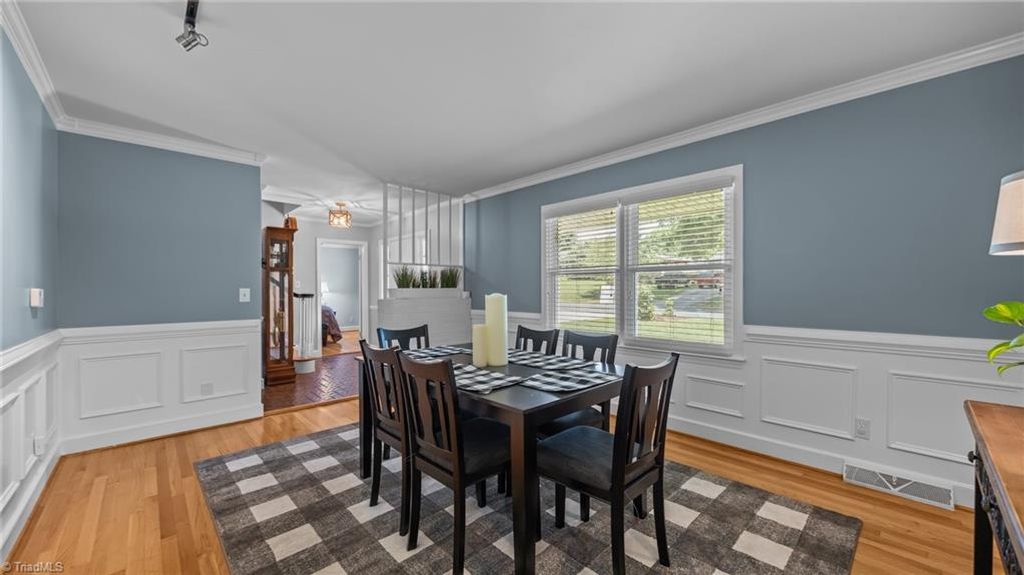 Photo of 1926 Downing Drive, Burlington, NC 27215 (MLS # 1212193)