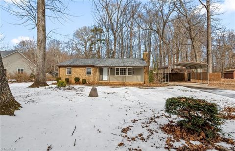 4917 Streamside Drive McLeansville NC 27301