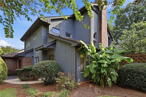 Townhouse For Sale - 210 College Road #706<br/> Greensboro, NC 27410