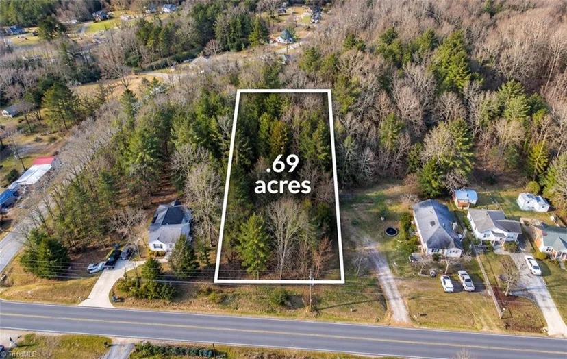 611 Liberty Road, photo 1 of 4