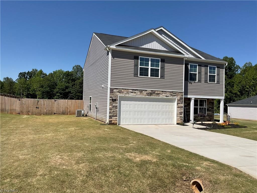 Photo of 217 Beebop Lane, Lexington, NC 27295 (MLS # 1218547)