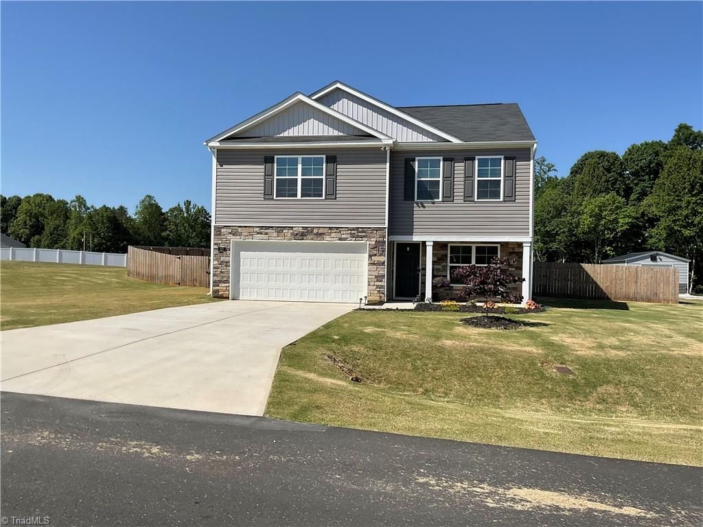 Photo of 217 Beebop Lane, Lexington, NC 27295 (MLS # 1218547)