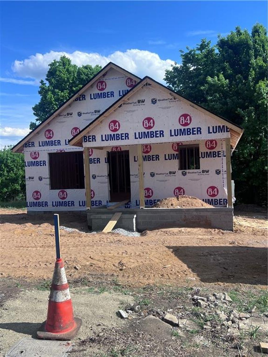 Photo of 921 Redding Drive, High Point, NC 27260 (MLS # 1218373)