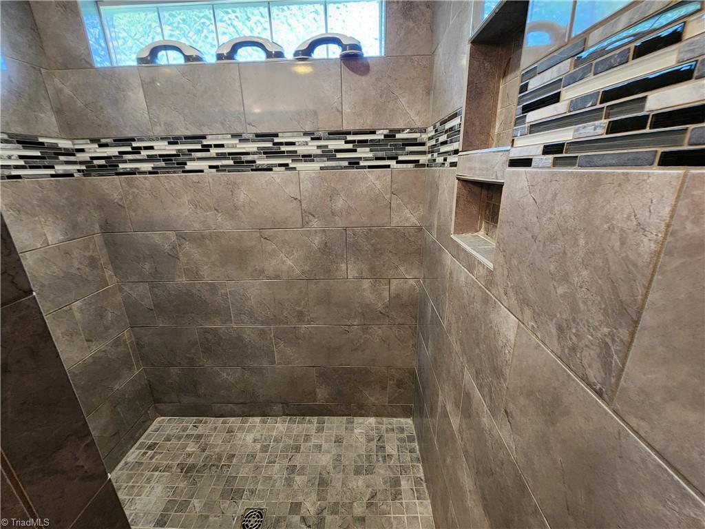 2904 E Brocktown Road, Moravian Falls, North Carolina image 39