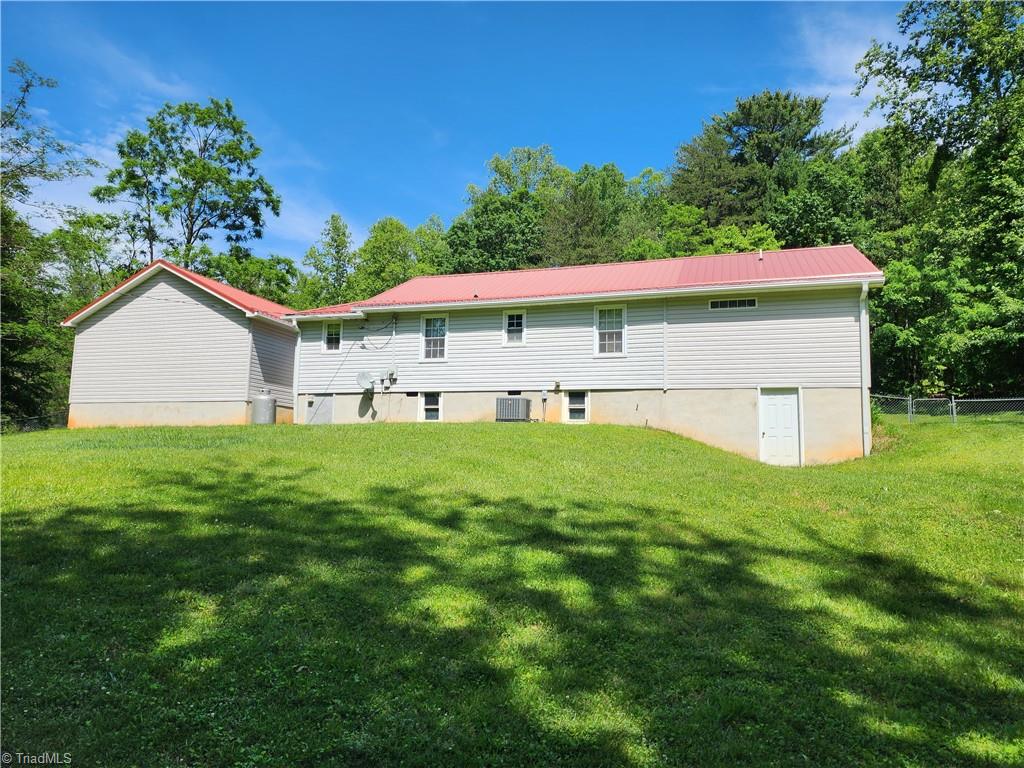 2904 E Brocktown Road, Moravian Falls, North Carolina image 48