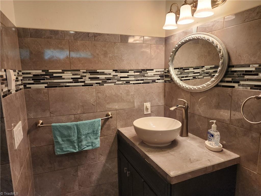 2904 E Brocktown Road, Moravian Falls, North Carolina image 36