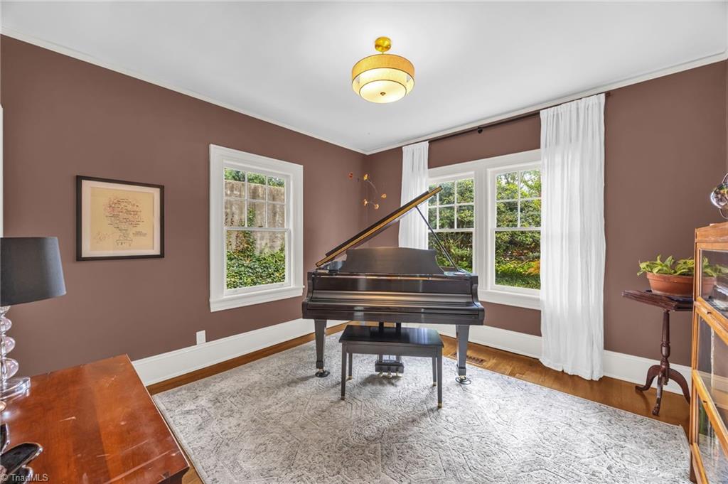 Greensboro, North Carolina 27403, United States, 3 Bedrooms Bedrooms, ,1 BathroomBathrooms,Residential,Pending,212875