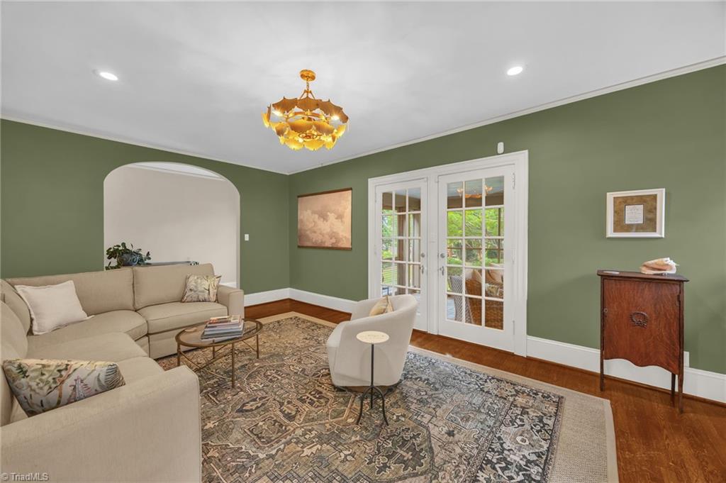 Greensboro, North Carolina 27403, United States, 3 Bedrooms Bedrooms, ,1 BathroomBathrooms,Residential,Pending,212875