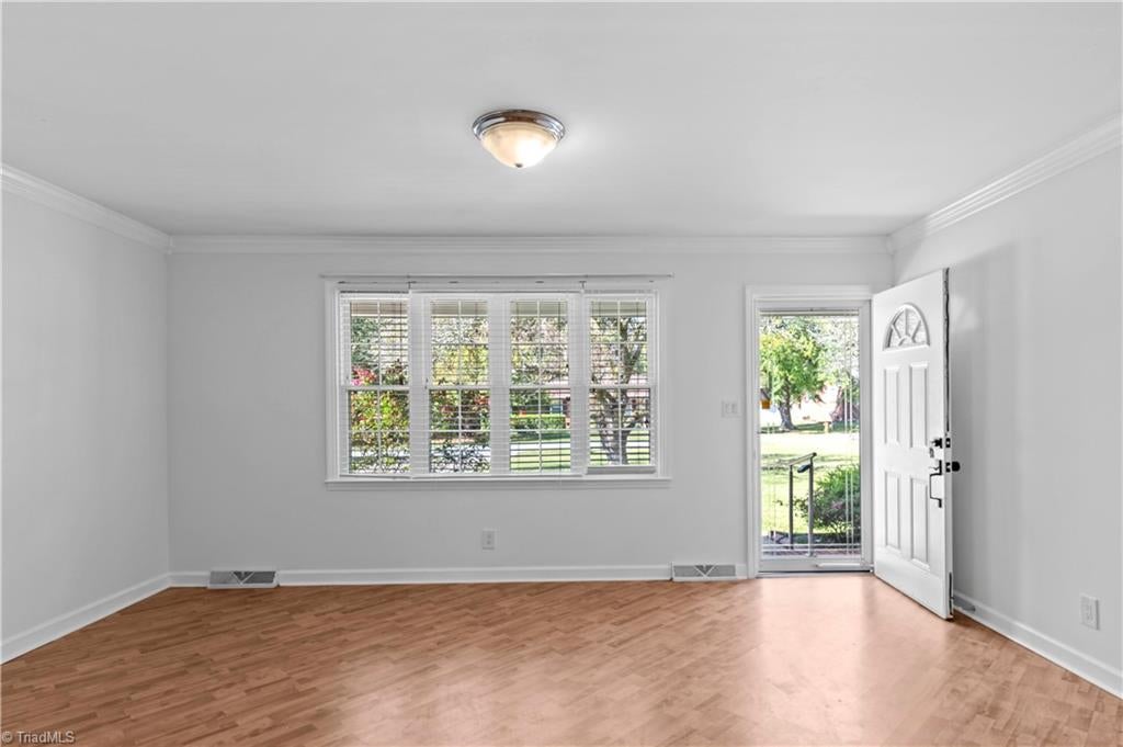 Photo of 108 Hinshaw Avenue, Yadkinville, NC 27055 (MLS # 1237511)
