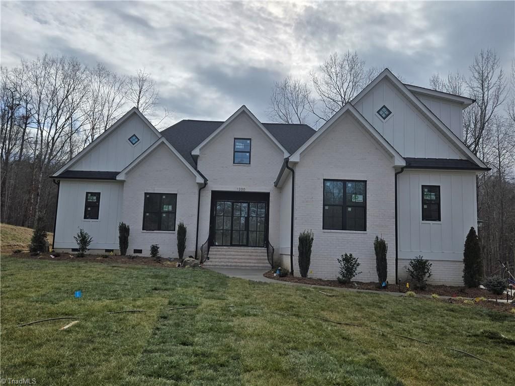Photo of 1200 Devlin Court, High Point, NC 27262 (MLS # 1205299)
