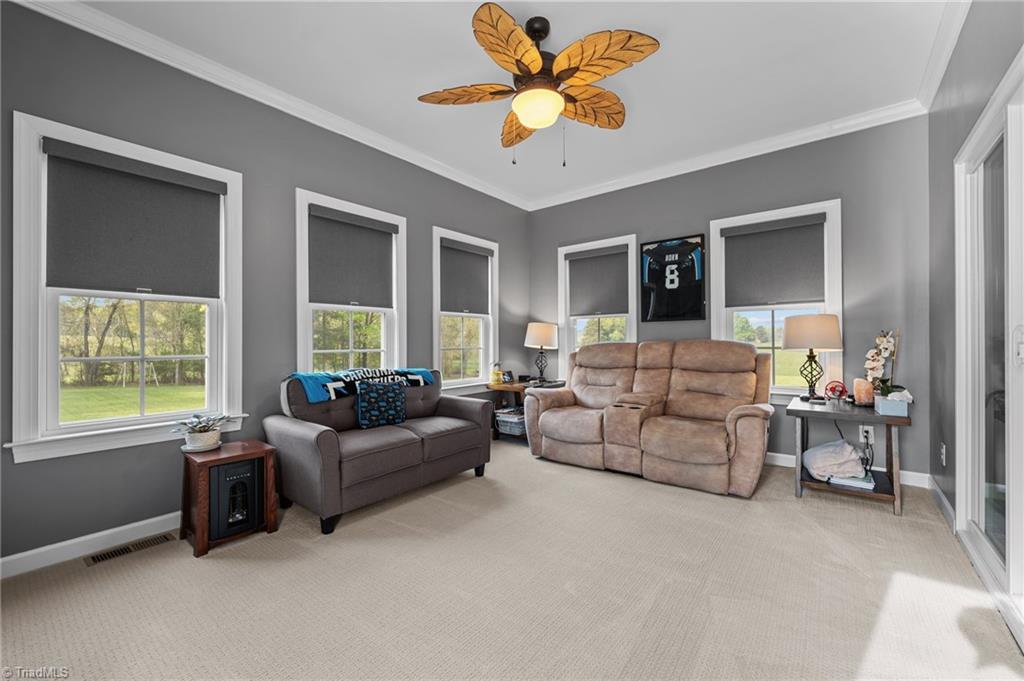 7042 Crescent Road, Whitsett, North Carolina image 20