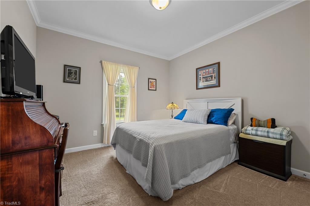 7042 Crescent Road, Whitsett, North Carolina image 17