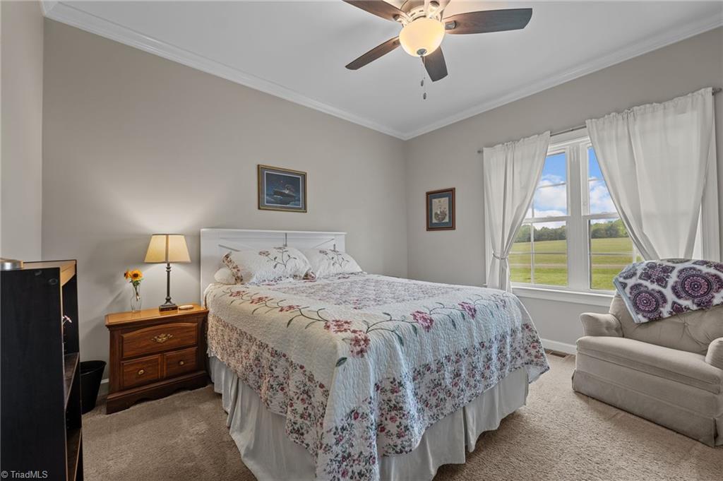 7042 Crescent Road, Whitsett, North Carolina image 14