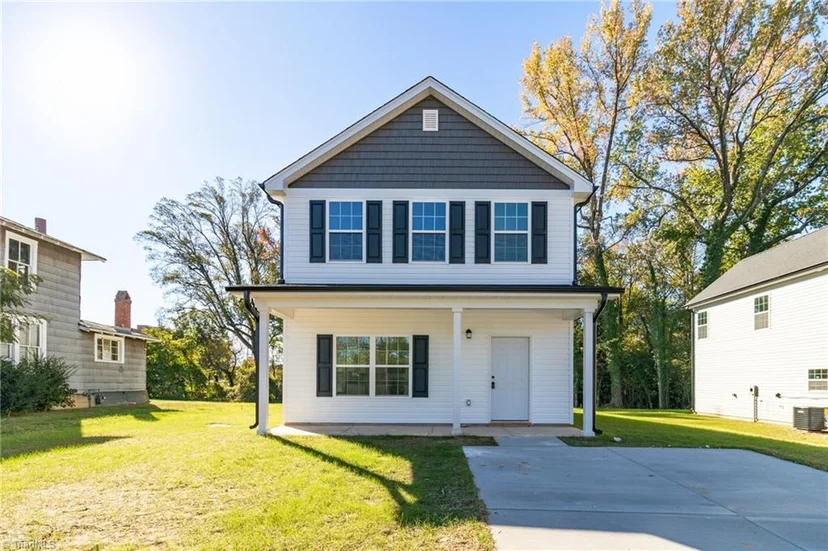207 Carter Street, photo 1 of 29