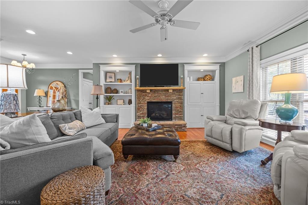 7896 Shoveler Drive