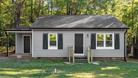 718 Miles Street Eden NC 27288